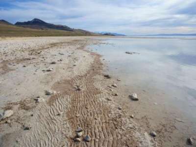 The shore of the Great Salt Lake on Stansbury Island on Saturday, March 26, 2022. (Trent Nelson, The Salt Lake Tribune)